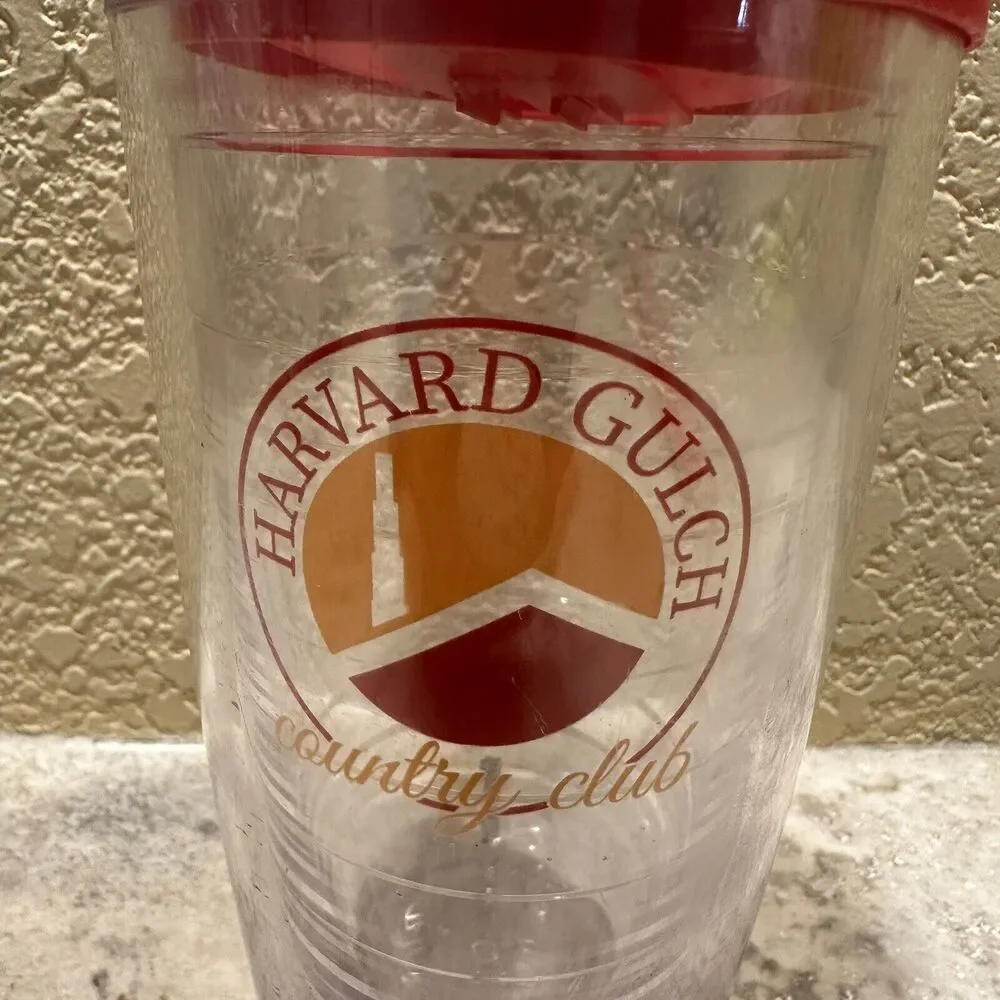 Harvard Gulch Country Club Tervis Water Bottle Travel Mug‎ 16 Oz Red lid